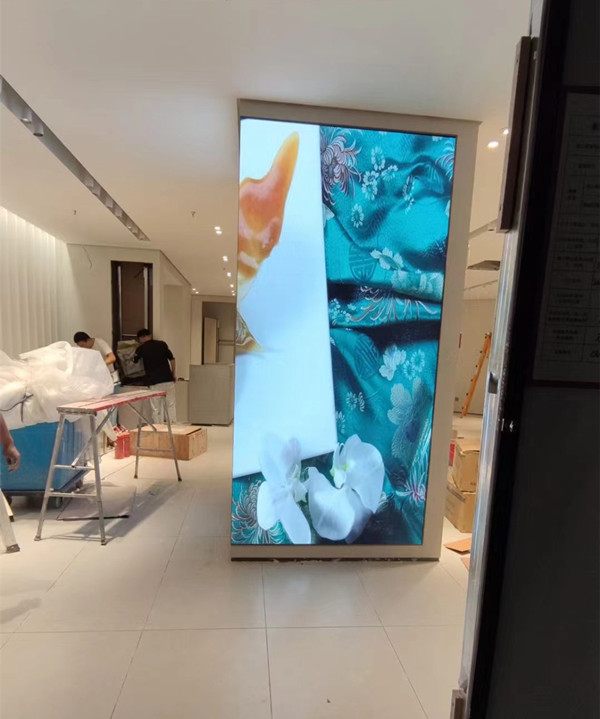 久治商场门店转角LED显示屏